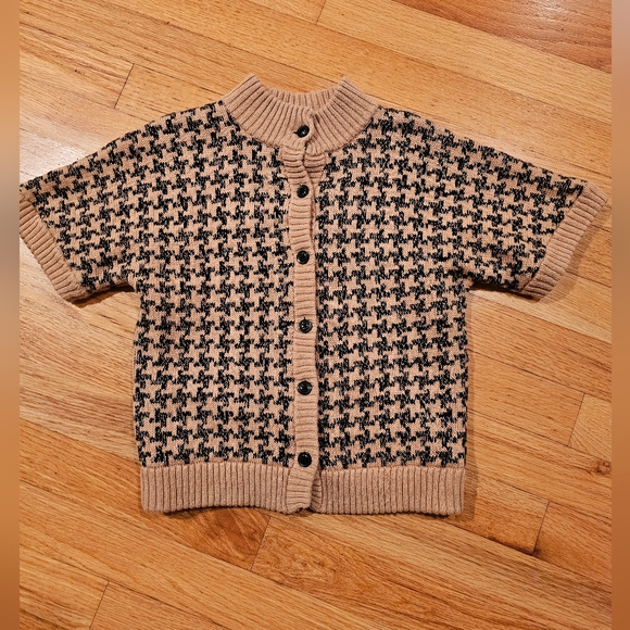 Janie and Jack Other - Janie and Jack hello houndstooth button up sweater